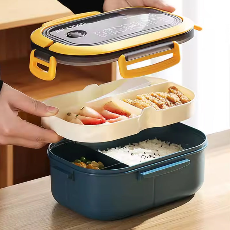 Wholesale gogosourcing BPA Free Food Grade PP Plastic 3 Compartments Bento Lunch Box for children with Fork Spoon Microwave Safe with DDP shipping and customization