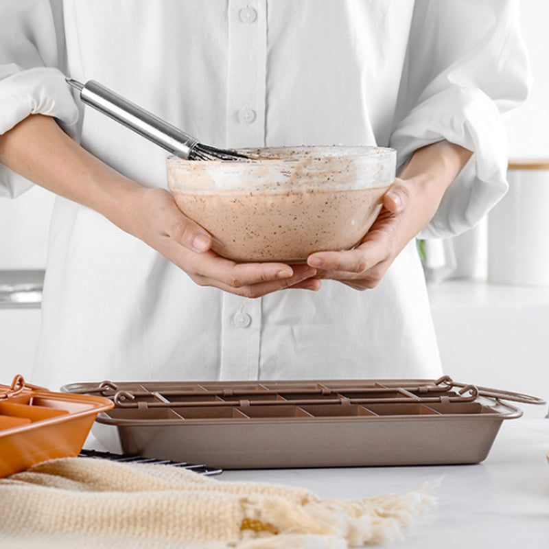 Brownie Pans, Thick High-Carbon Steel, With 18 Pre-Cut Partitions,All Non-stick Edges Brownie Pan