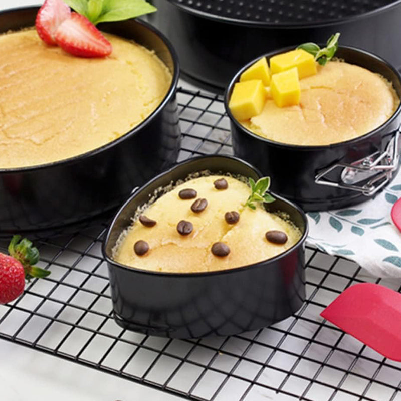 DIY Cake Baking Tray 4 Inches Heart Shape Carbon Steel Baking Tray Lockable Cake Baking Pan Home Use